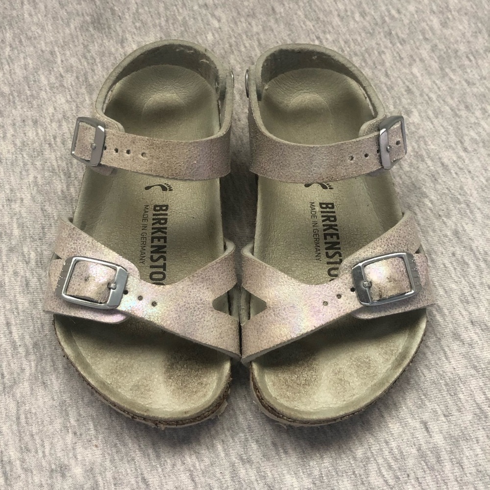 Birkenstock Rio Kids Silver Leather Strappy Buckle Sandals Size: EUR 25 = US 7